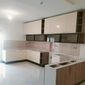 Cuisine avec Îlot Central – Design Contemporain