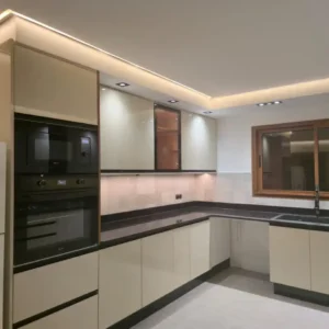 Cuisine Moderne Premium – High Gloss + Quartz
